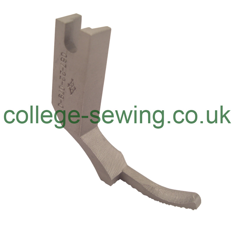 067220790=S67ZL OUTSIDE ZIP FOOT LEFT ADLER USE WITH INNER FOOT 067220700