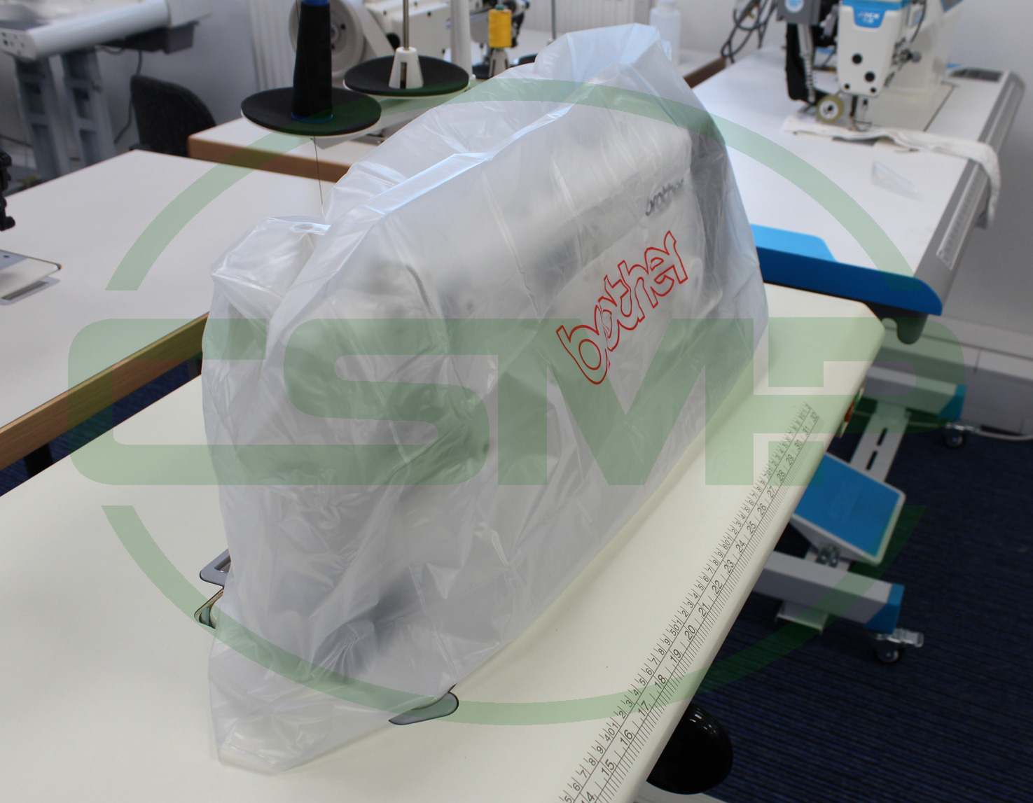 144226001 HEAD COVER B814 & B430