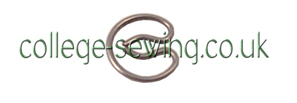 240245 RETAIN SPRING SINGER 300U TAPEEDGE
