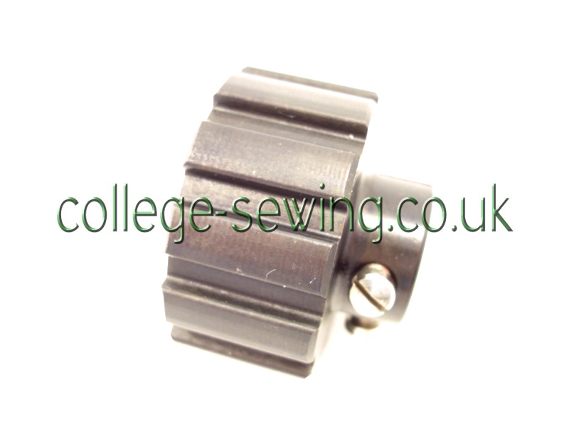 281292 BED SHAFT CON BELT PULLEY 300U TAPEEDGE