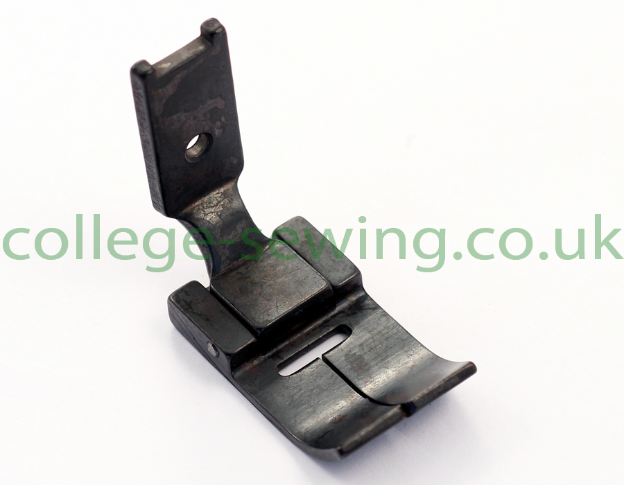 503595FS ZIG ZAG PRESSER FOOT SINGER 457G 24MM WIDE