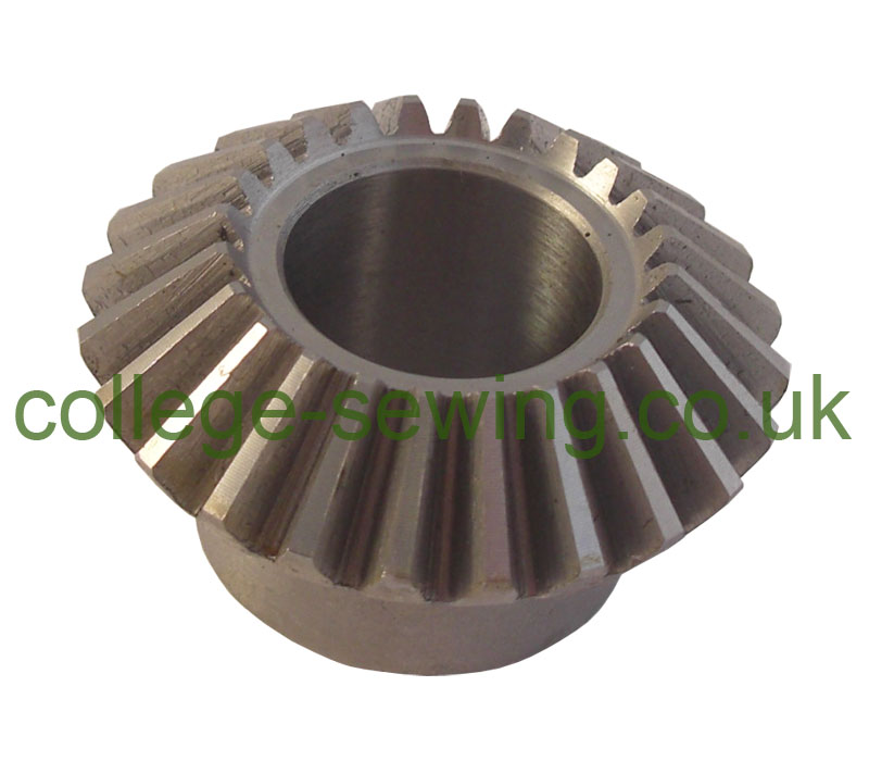 81869 HAND WHEEL SHAFT GEAR SINGER 29K