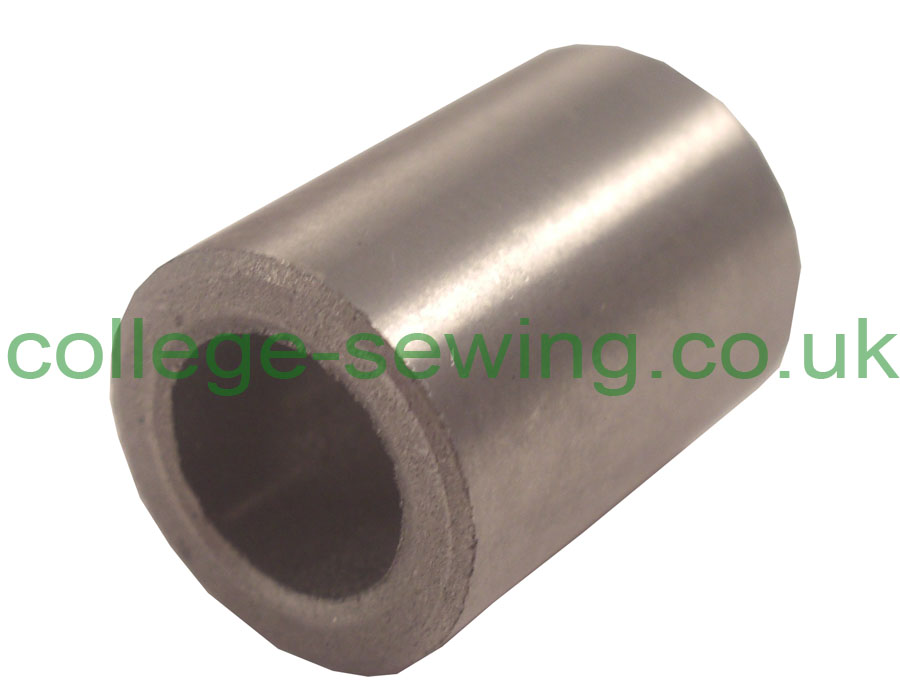 A504S AA6 NEEDLE BAR BUSH LOWER SIRUBA