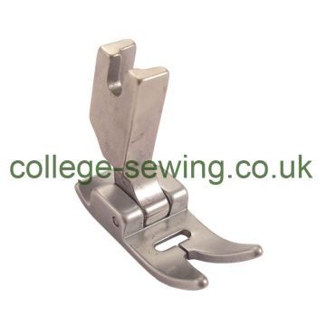 112800-0-01 NARROW ZIG ZAG FOOT 5MM BROTHER 112800-0-01 NARROW ZIG ZAG FOOT 5MM BROTHER