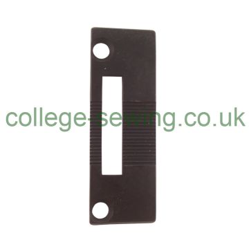 240144 = 10665 NEEDLE PLATE SINGER USE WITH FEED DOG 240112