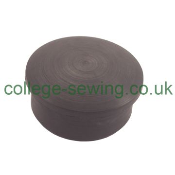 544875 ARM HOLE PLUG SINGER 300U TAPEEDGE