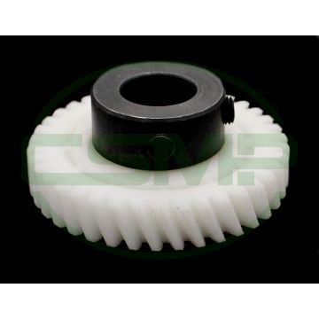 91-171104-91 SPUR GEAR WITH SHAFT PFAFF 481
