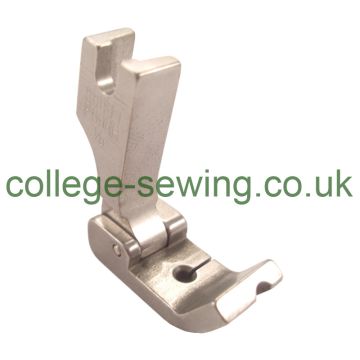 P69RHX1/8 SUISEI HINGED PIPING FOOT RIGHT 1/8