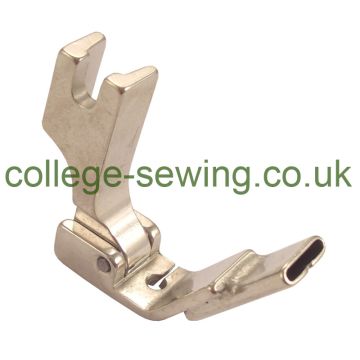 S10R-3/8=9MM HINGED TUBE FOOT RIGHT