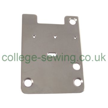 S36622-0-01 NEEDLE PLATE BROTHER B917 GENUINE S36622-0-01 NEEDLE PLATE BROTHER B917 GENUINE