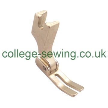 121946 ZIP FOOT MEDIUM HINGED