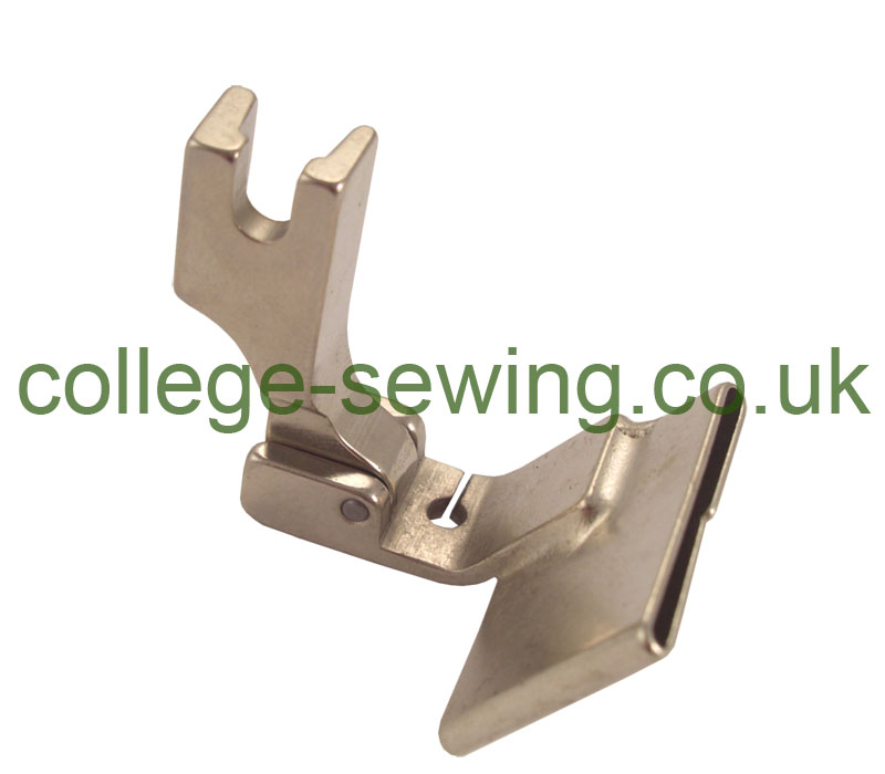 S10L-1=25MM HINGED TUBE FOOT LEFT
