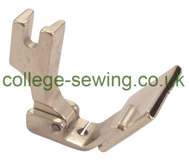 S10R-1=25MM HINGED TUBE FOOT RIGHT