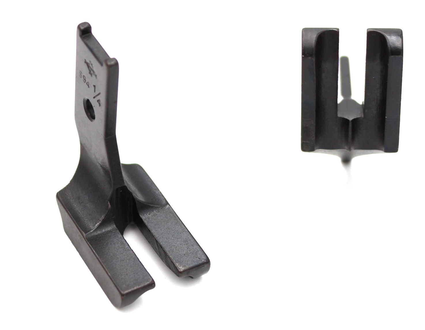 S94X1/4=6.4MM OUTSIDE DOUBLE PIPING FOOT